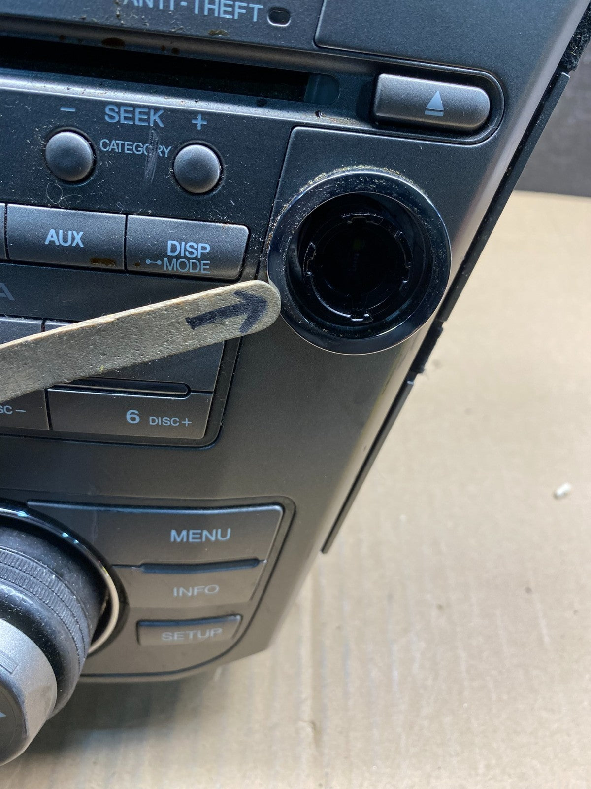 2007 to 2009 Acura Mdx Radio Stereo 6 CD Player Climate Control Pan OE AI4763 DG1