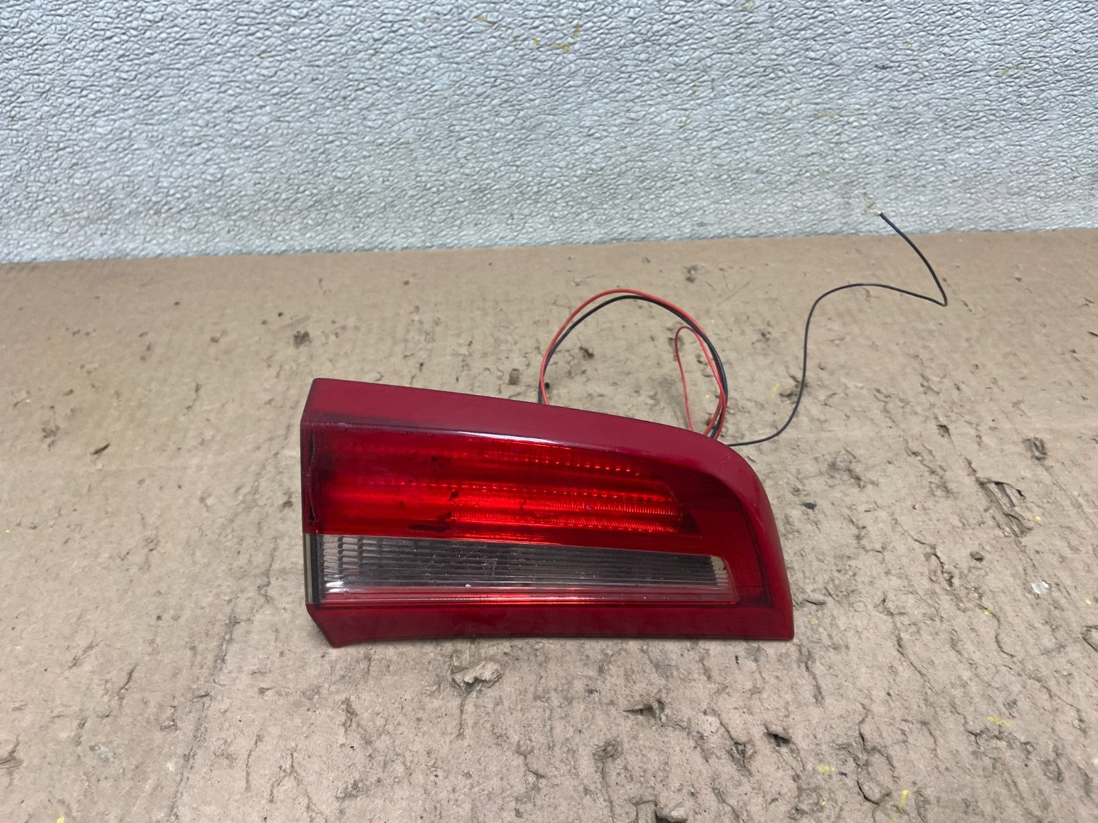 2011 to 2017 Volvo S60 Left Driver LH Side Inner Tail Light OEM Y4858 DW0