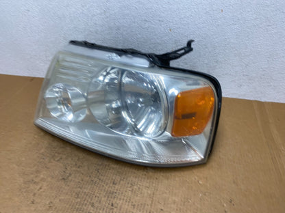 2004 to 2008 Ford F-150 F150 Left Driver LH Halogen Headlight AE0288 DW1