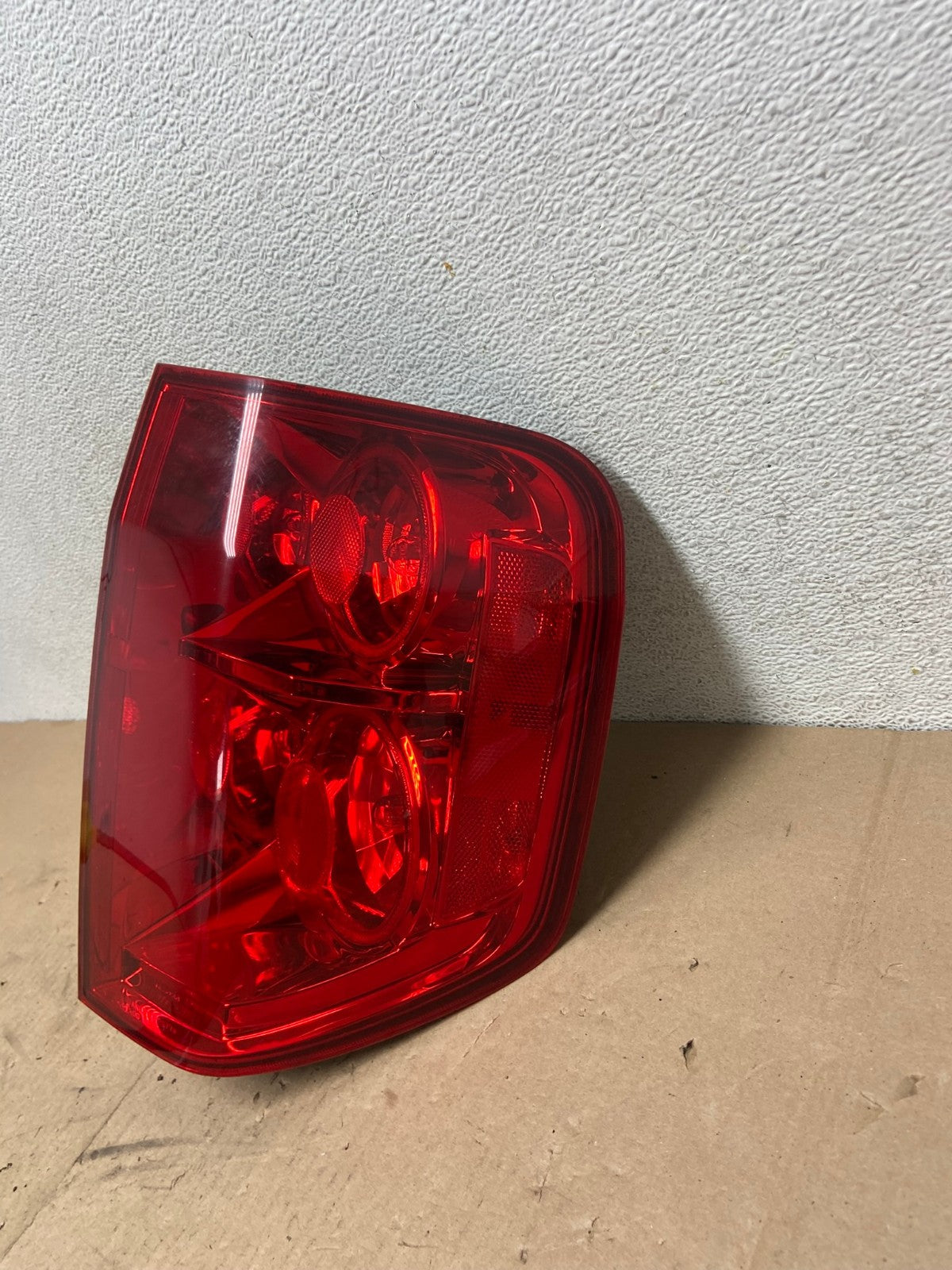 2003 2004 2005 Honda Pilot Right Passenger RH Side Tail Light AG4809 LK1
