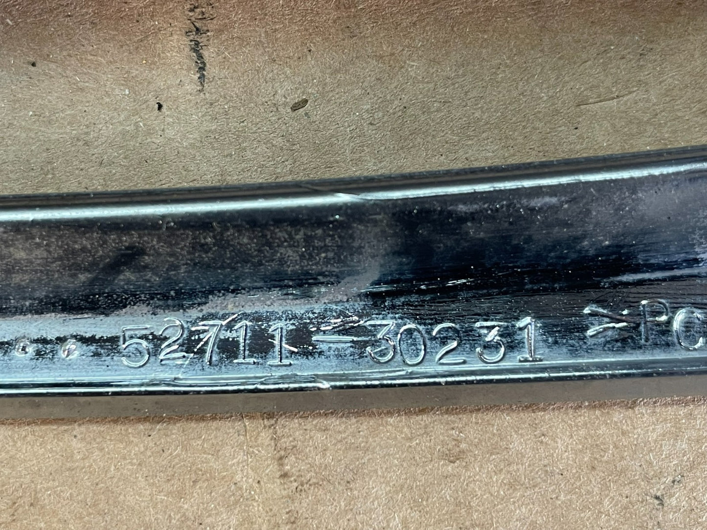 2006 - 2008 Lexus GS300 GS350 GS450 Front Upper Chrome Grill Grille OE AF5229 DW4