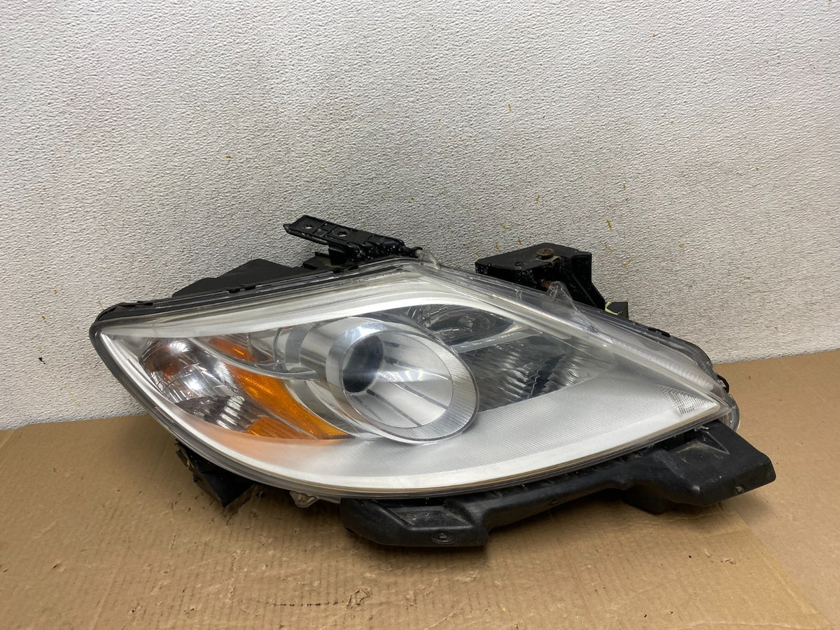 2010 - 2012 Mazda Cx9 Cx-9 Right Passenger RH Headlight Halogen AI1267 DW0