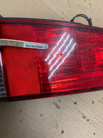 2003 to 2005 Lincoln Aviator Right Passenger Inner Tail Light Side OEM AB1043 LK3