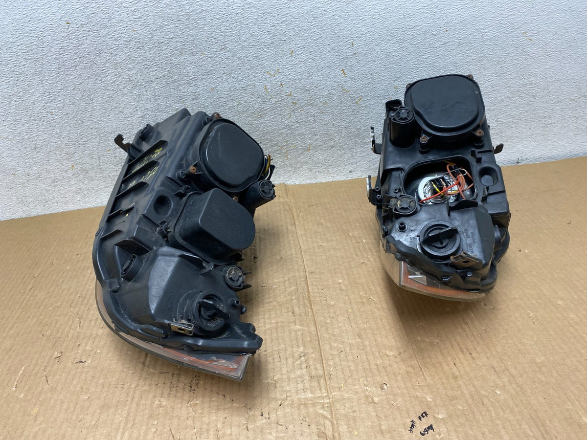 Halogen 2006 to 2008 BMW 3 Series Headlights Left+Right AI6660 DW10