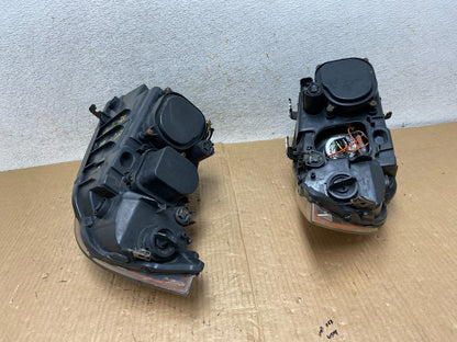 Halogen 2006 to 2008 BMW 3 Series Headlights Left+Right AI6660 DW10