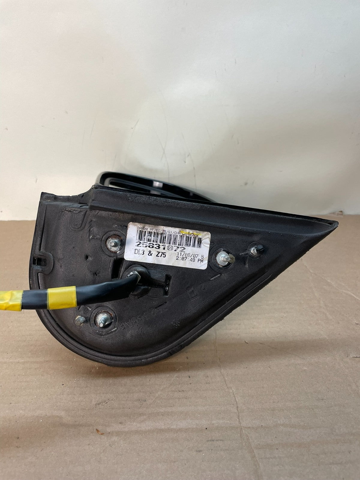 2007 - 2014 Cadillac Escalade Left Driver Door Mirror Turn Signal AI0403 DG5