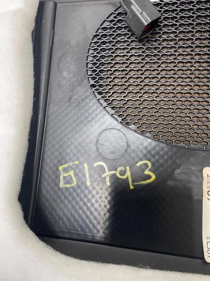 2007-2014 Lincoln Navigator Right Passenger Side Front Door Panel G1793 DG110