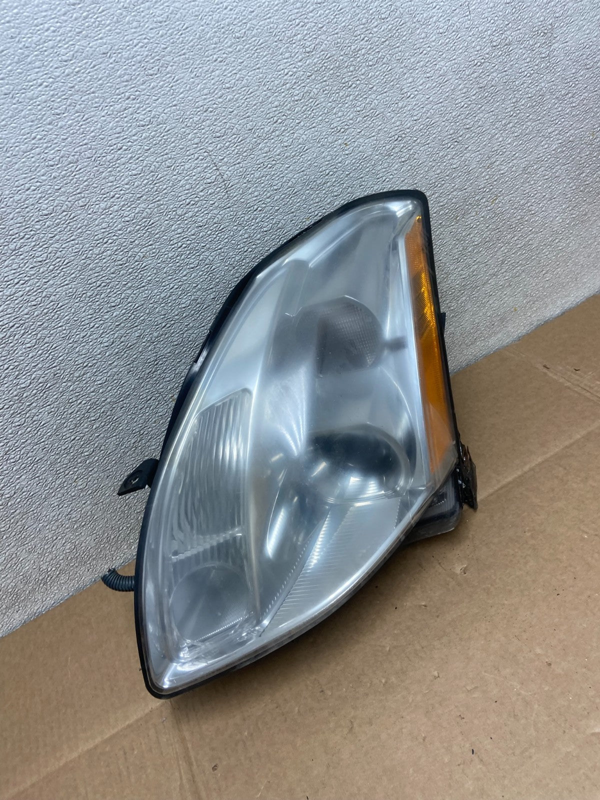 2004 to 2006 Nissan Maxima Left Driver Side Headlight Halogen Oem Y8403 DW2