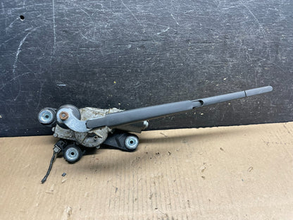 2012 to 2014 Ford Focus Rear Windshield Wiper Motor BV61-17K441-AA U9358 PS0