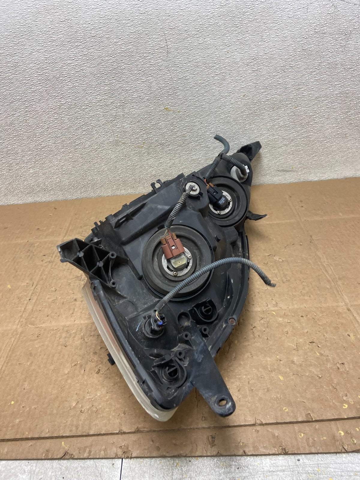 2006 to 2010 Toyota Sienna Right Passenger Rh Side Headlight Halogen Z0861 DW10