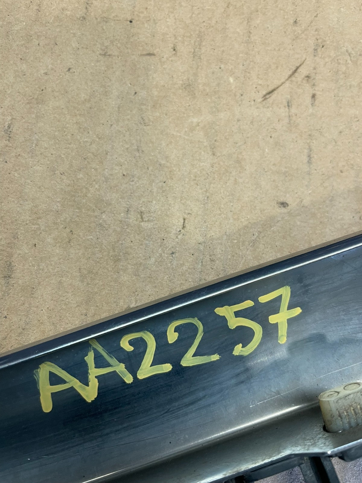 1998 to 2003 Jaguar XJ8 Front Upper Grill Grille OEM AA2257 DG8