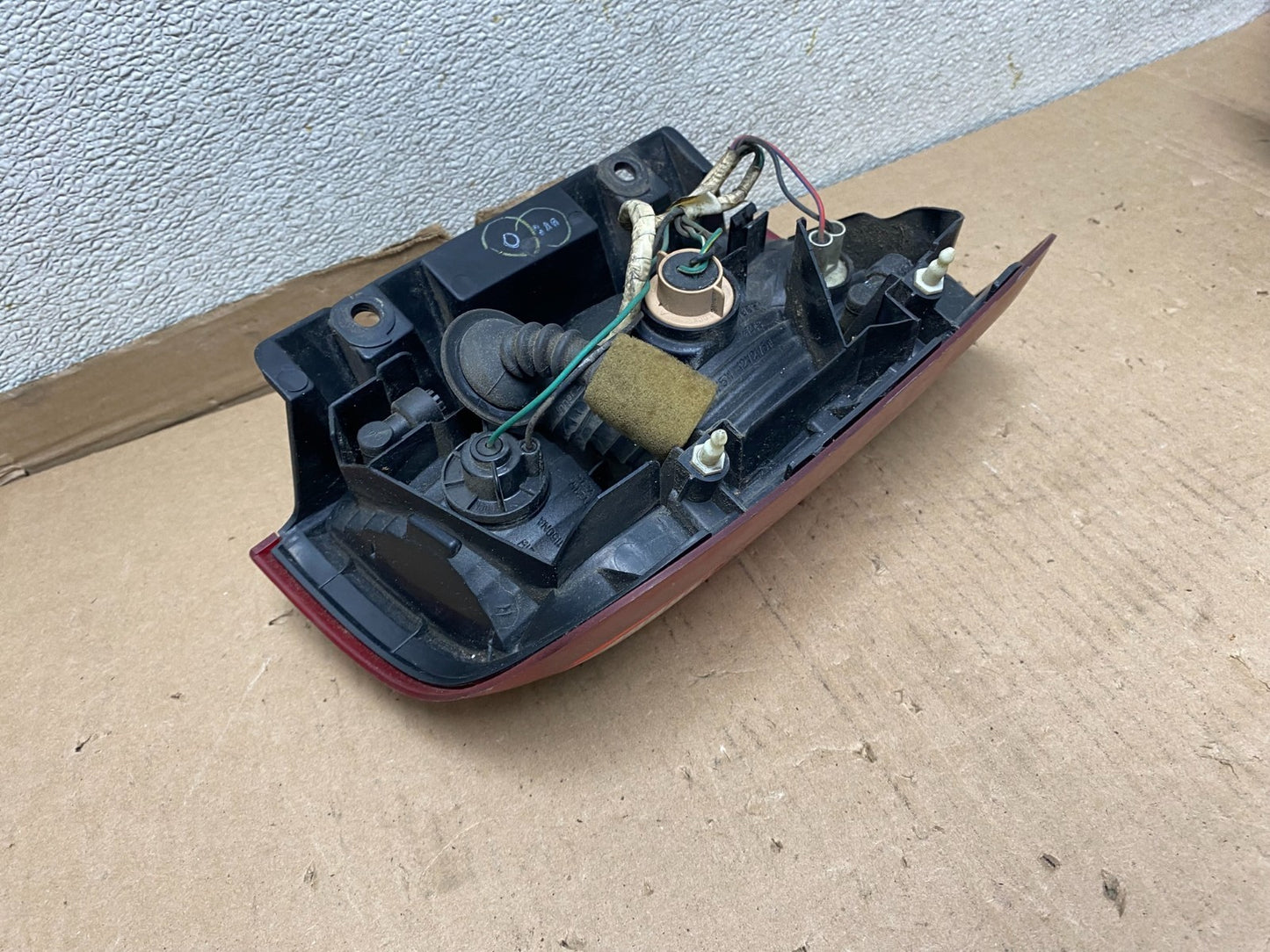 1999 to 2004 Nissan Pathfinder Right Passenger Rh Side Tail light Oem U7111 DW6