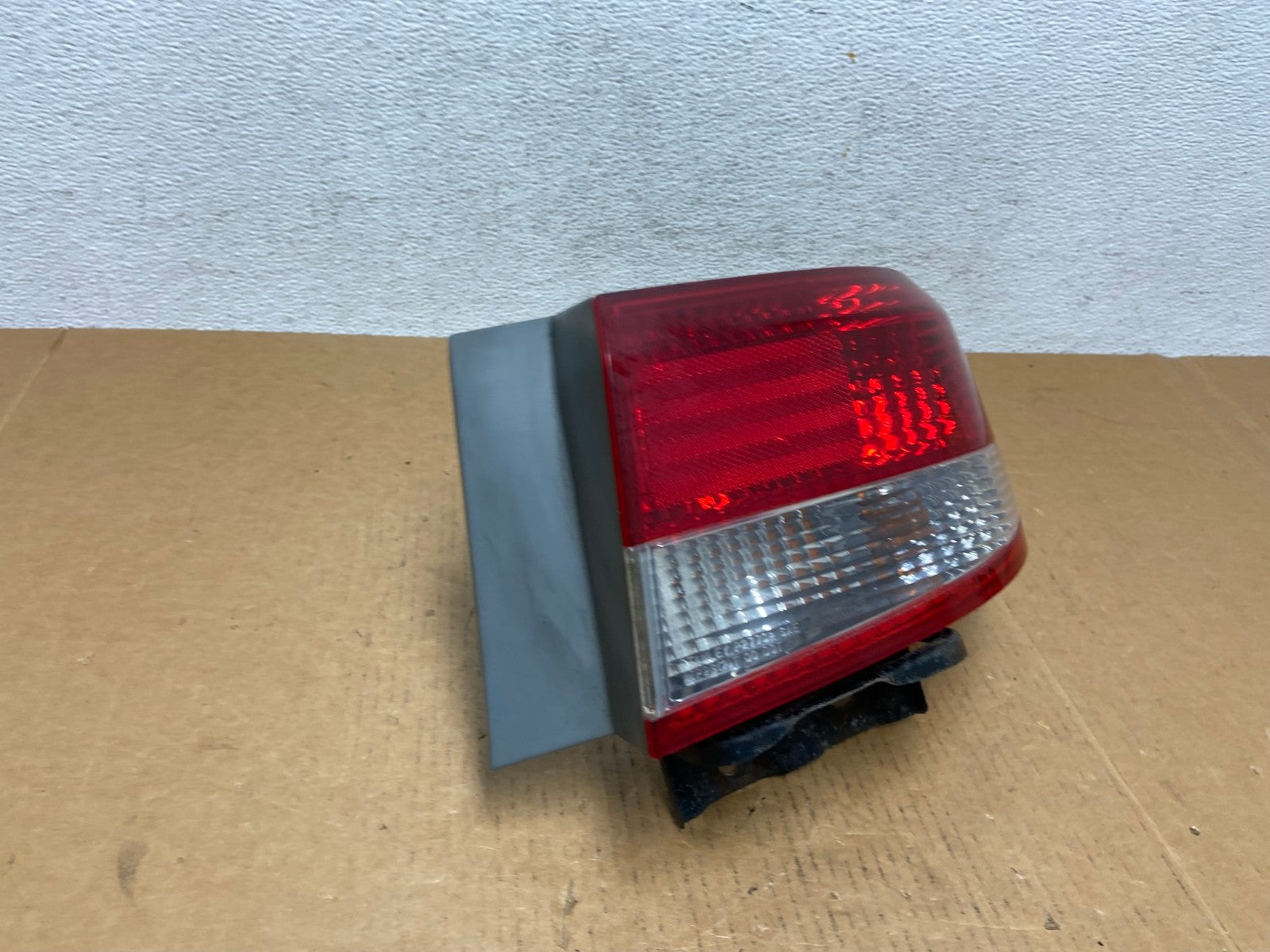 2003 to 2004 Honda Accord Sedan Right Passenger Rh Side Tail light AD9211 LK2