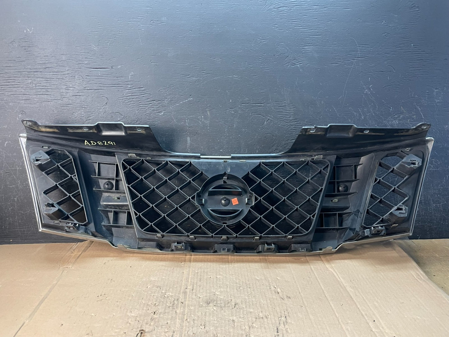 2008 to 2012 Nissan Pathfinder Front Upper Chrome Grill Grille AD8291 DG4