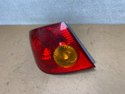 2003 to 2005 Toyota Corolla Left Driver Lh Side Tail Light X5041 DW1