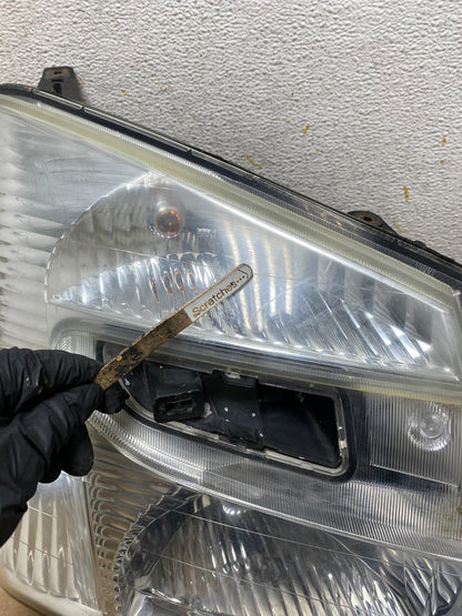 2005 to 2009 Chevrolet Equinox Right Passenger RH Halogen Headlight AH8388 DW3