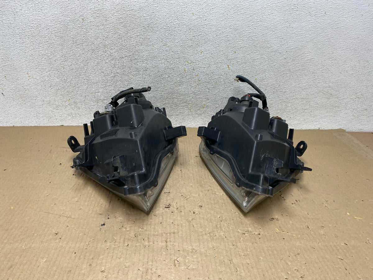 2008 to 2012 Nissan Pathfinder Halogen Headlights Left+Right AH5958 DW10