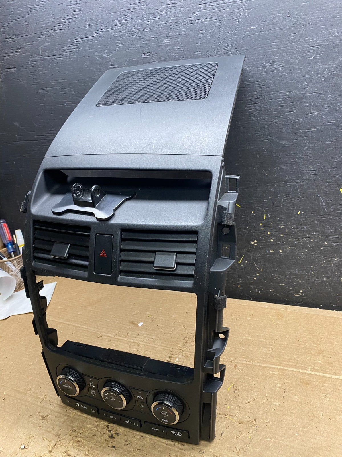 2010 - 2015 Mazda CX-9 Radio Dash Trim Bezel W/Vent AC Climate Control X1210 DG2