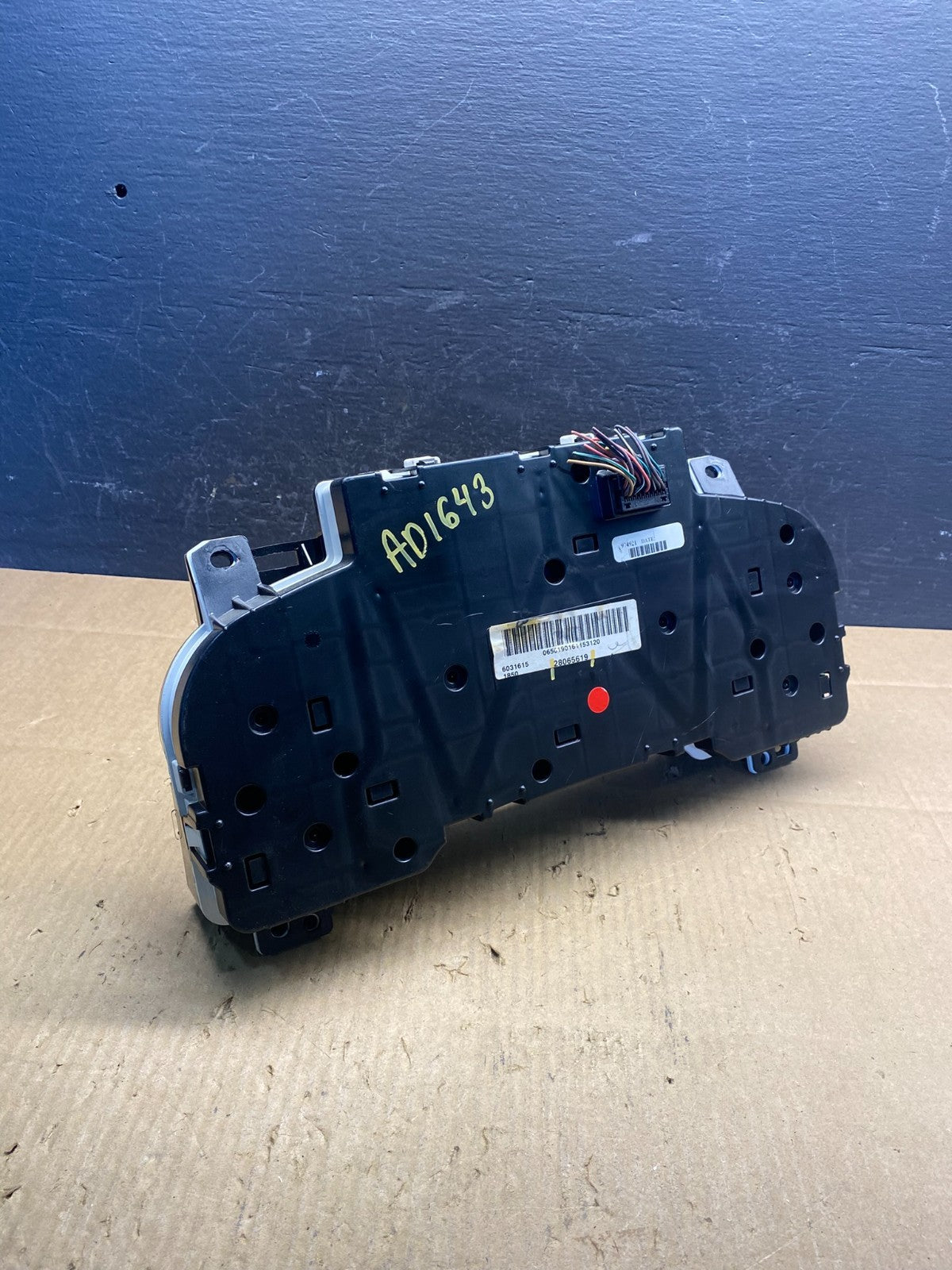 2007 2012 GMC Yukon Tahoe Sierra Speedometer Cluster Gauge AD1643 DG3