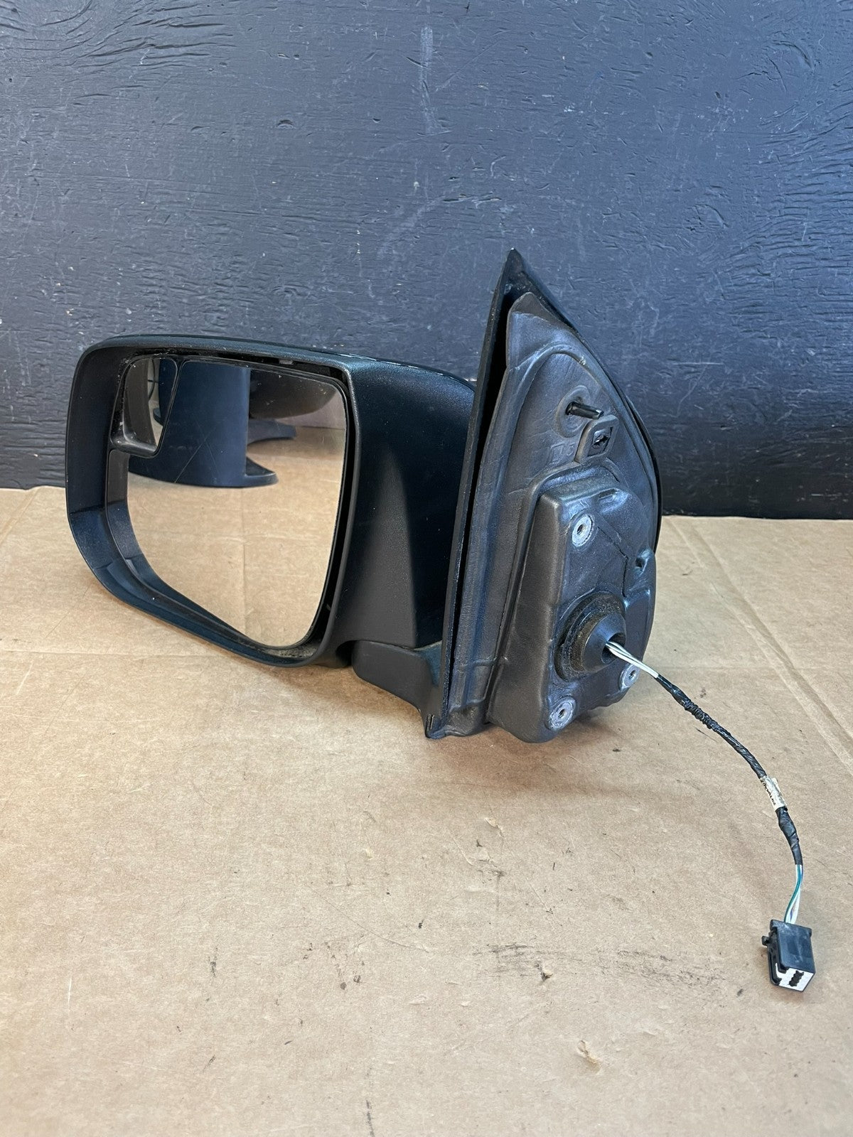 2015 to 2022 Chevrolet Colorado Left Driver Side View Door Mirror AE0939 DG2