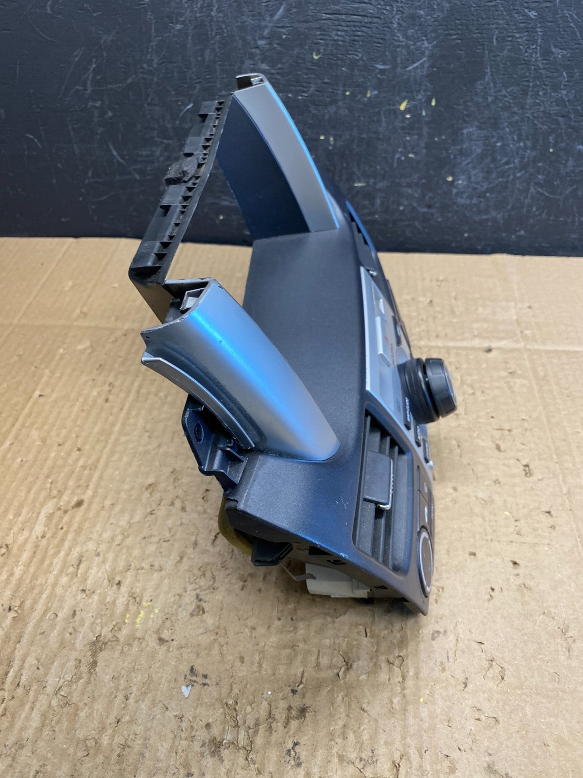 2007 to 2009 Acura RDX GPS RADIO Audio Control Trim Dash w/ Vents AD1925 DG1
