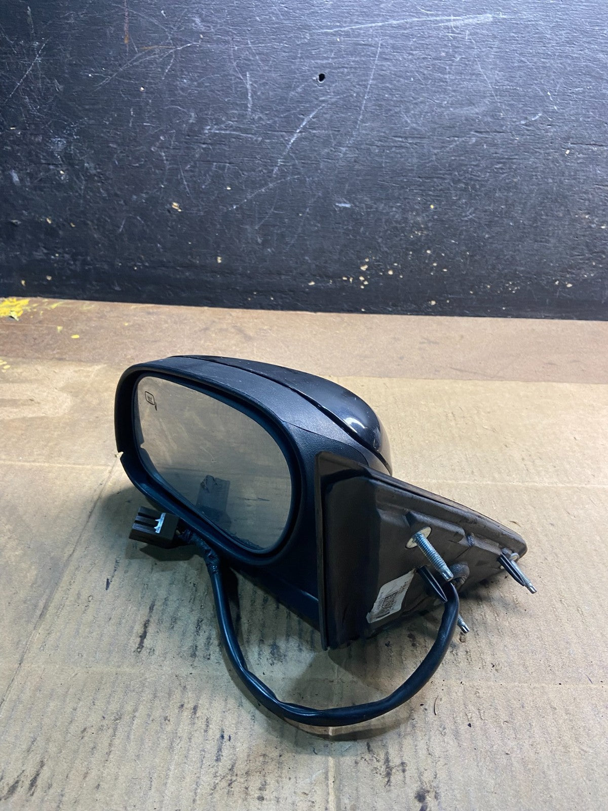 2004 to 2008 Lincoln Town Car Left Driver LH View Heat Door Mirror Y7220 MS10