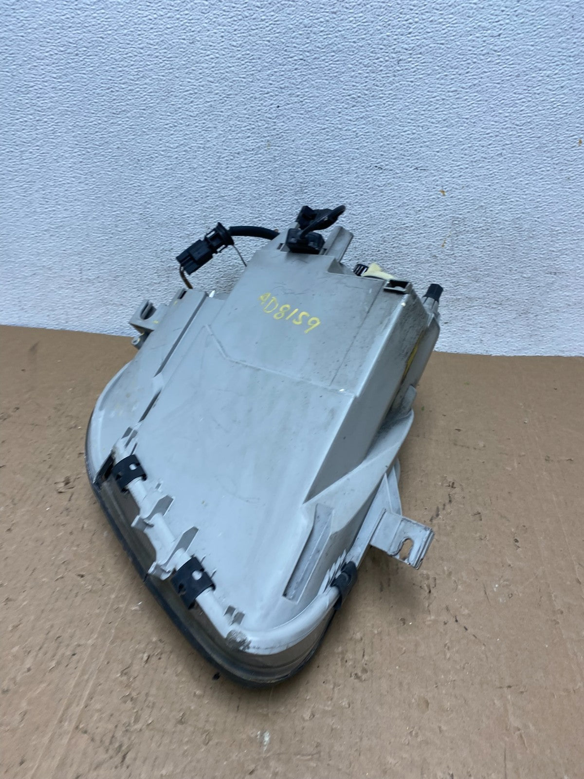 1997-2004 Mercedes R170 SLK230 SLK320 Left Driver LH Headlight Halogen AD8159 DW6