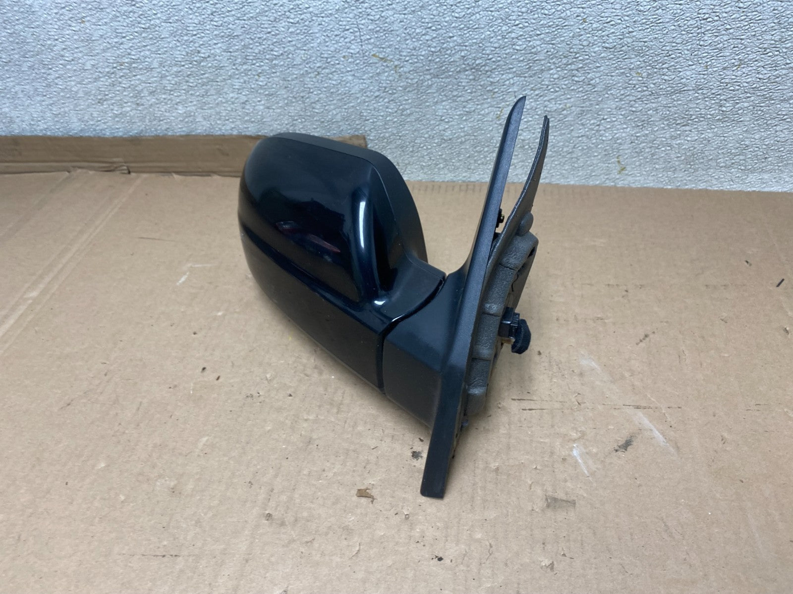 2005 to 2009 Hyundai Tucson Right Passenger Side Power Door Mirror U8291 DG1