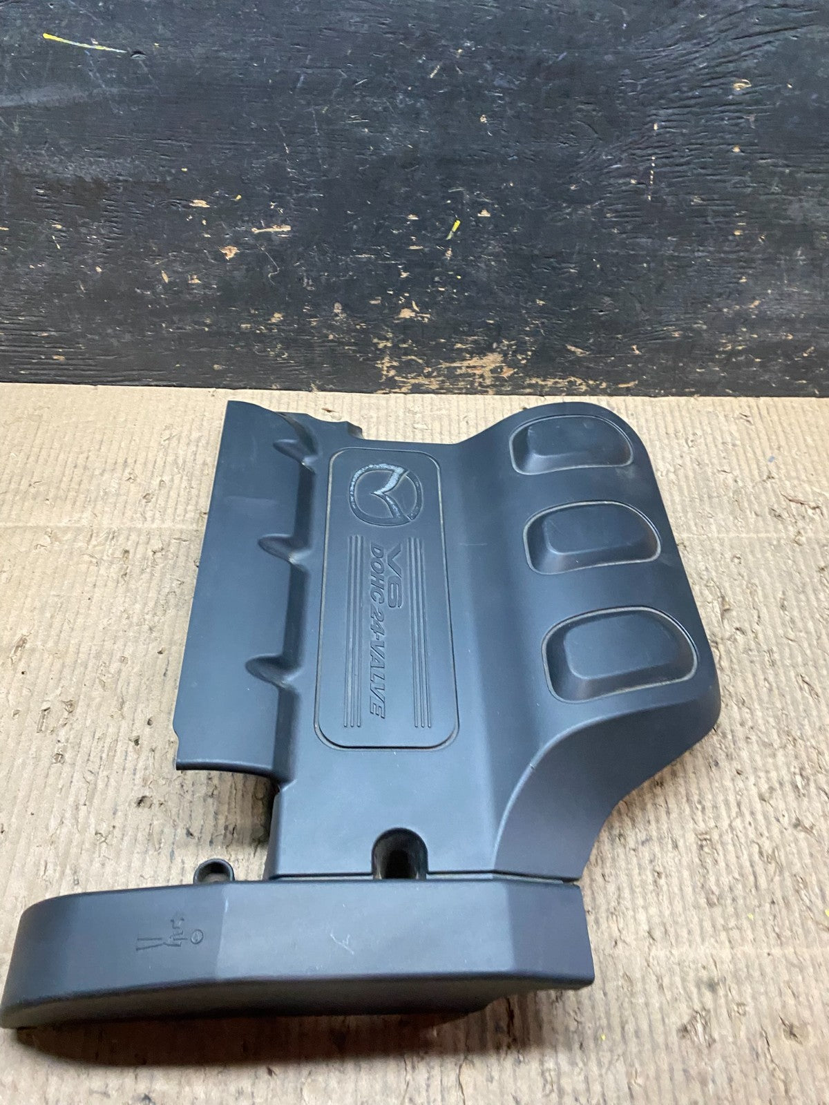 2000 to 2003 Mazda Tribute DOHC 24 VALVE Engine Shield Top Cover t9937 DG3