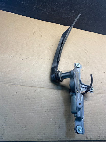 2004 to 2009 Lexus Rx350 RX330 Rear Liftgate Window Wiper Motor Oem ac4557 DG2