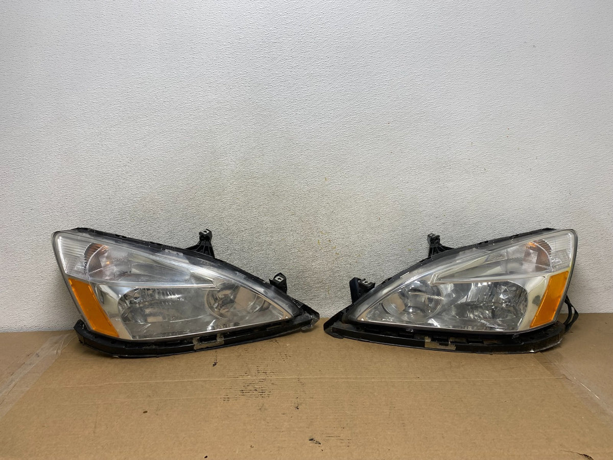 2003 - 2007 Honda Accord Left+Right Set Halogen Headlights AH3129 DW0