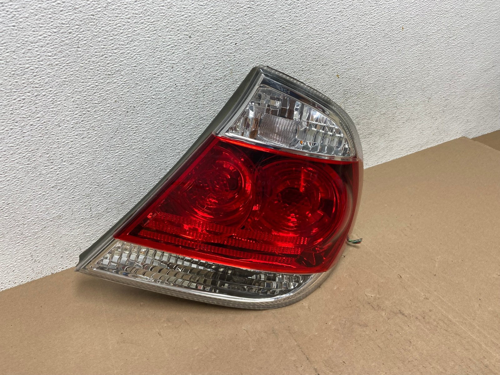 2005 to 2006 Toyota Camry Tail Light Right Passenger Side DEPO AE6681 LK2