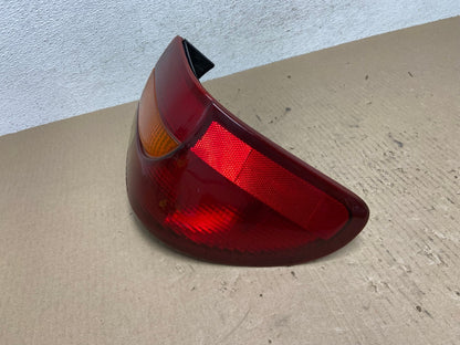 2000-2002 Saturn SL S-Series Right Passenger RH Side Tail Light AE7045 LK1