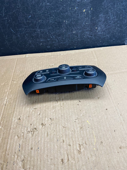 2014 to 2017 Jeep Cherokee Heater Climate Temperature Control AD2289 DG3