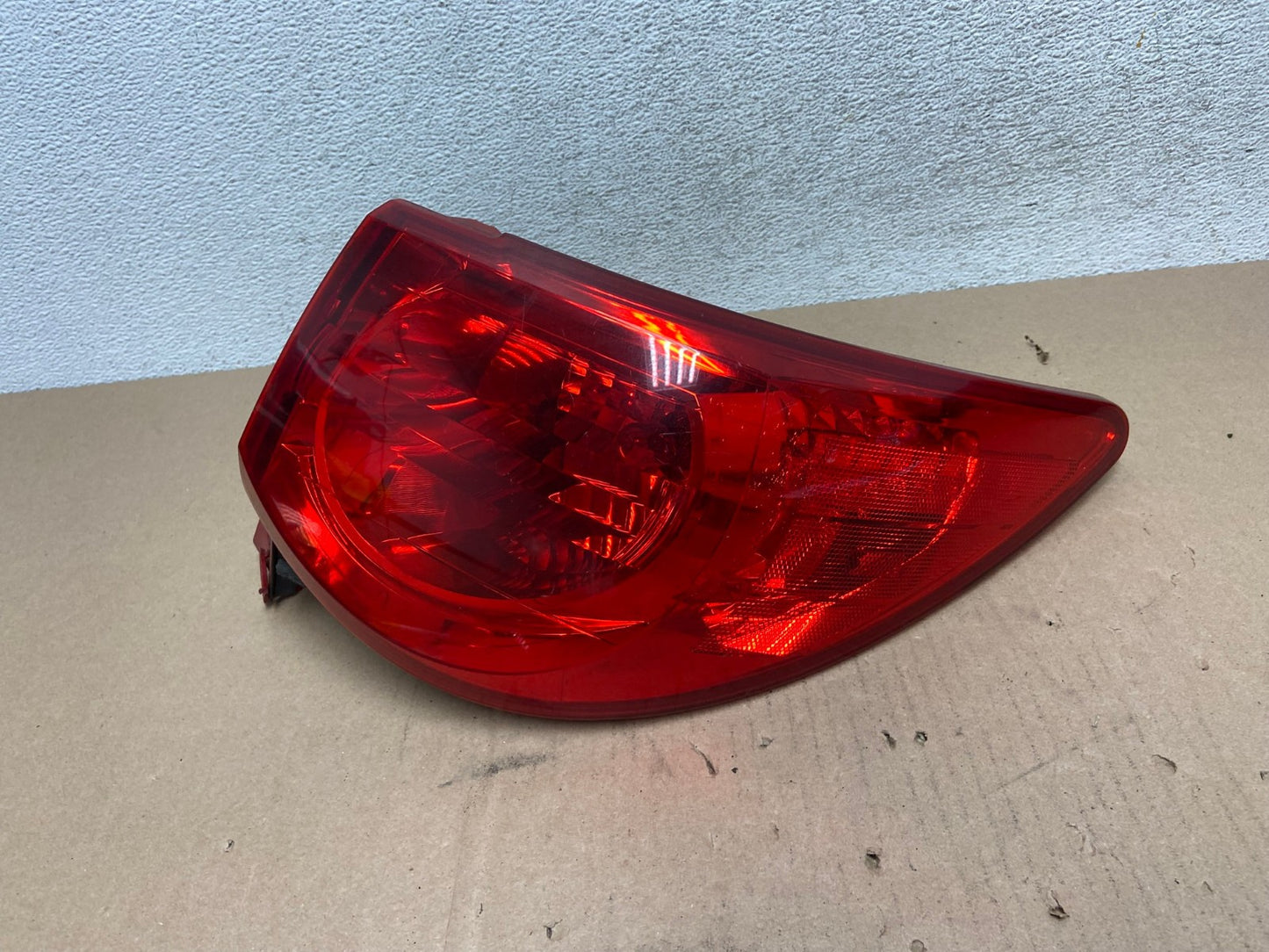 2009 2010 2011 2012 Chevrolet Traverse Right Passenger Tail Light AG6660 LK0