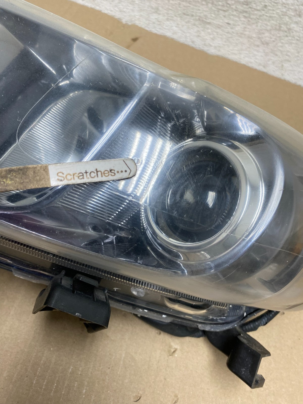 2008 2009 2010 Scion XB Left Driver Headlight Halogen AG6820 DW3
