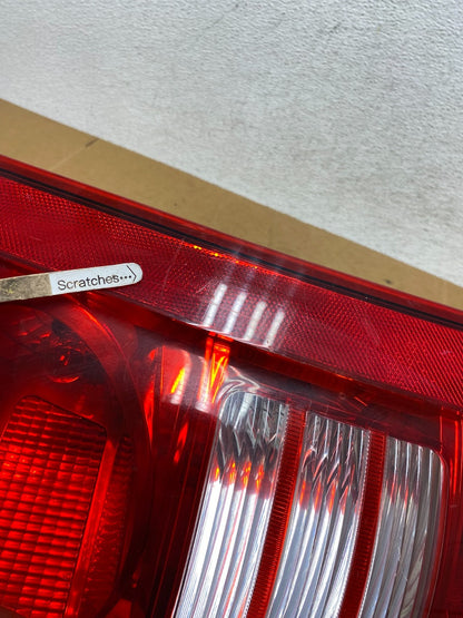 2008 - 2010 Chrysler Town And Country Right Passenger Tail Light AE2819 DW3