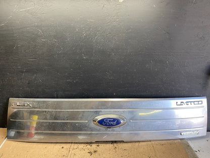 2009 to 2012 Ford Flex Trunk Lid Hatch Molding Trim Panel W/Camera Q0396 DG0