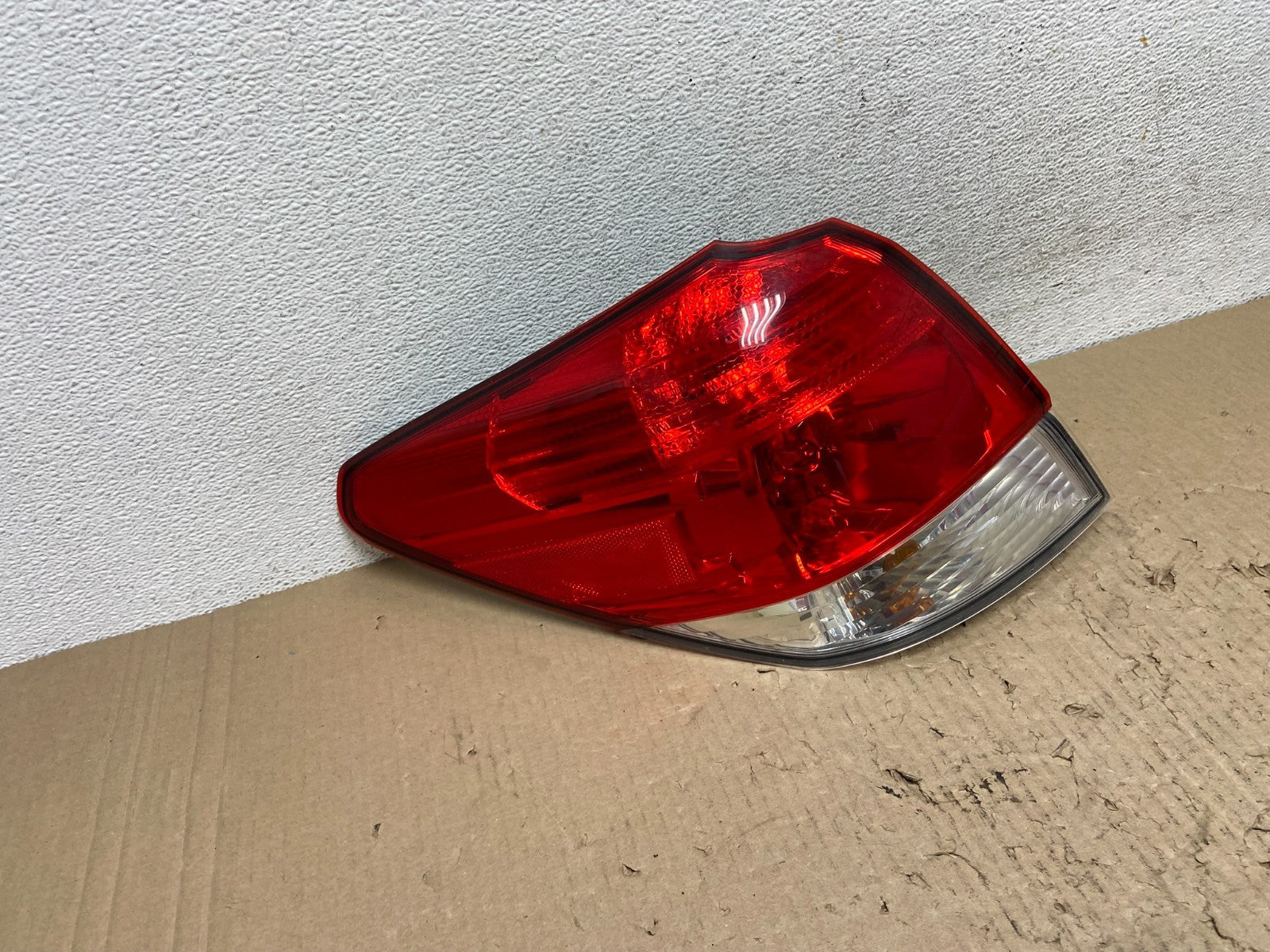 2010-2014 Subaru Outback Wagon Left Driver Lh Side Tail Light AF2887 LK2