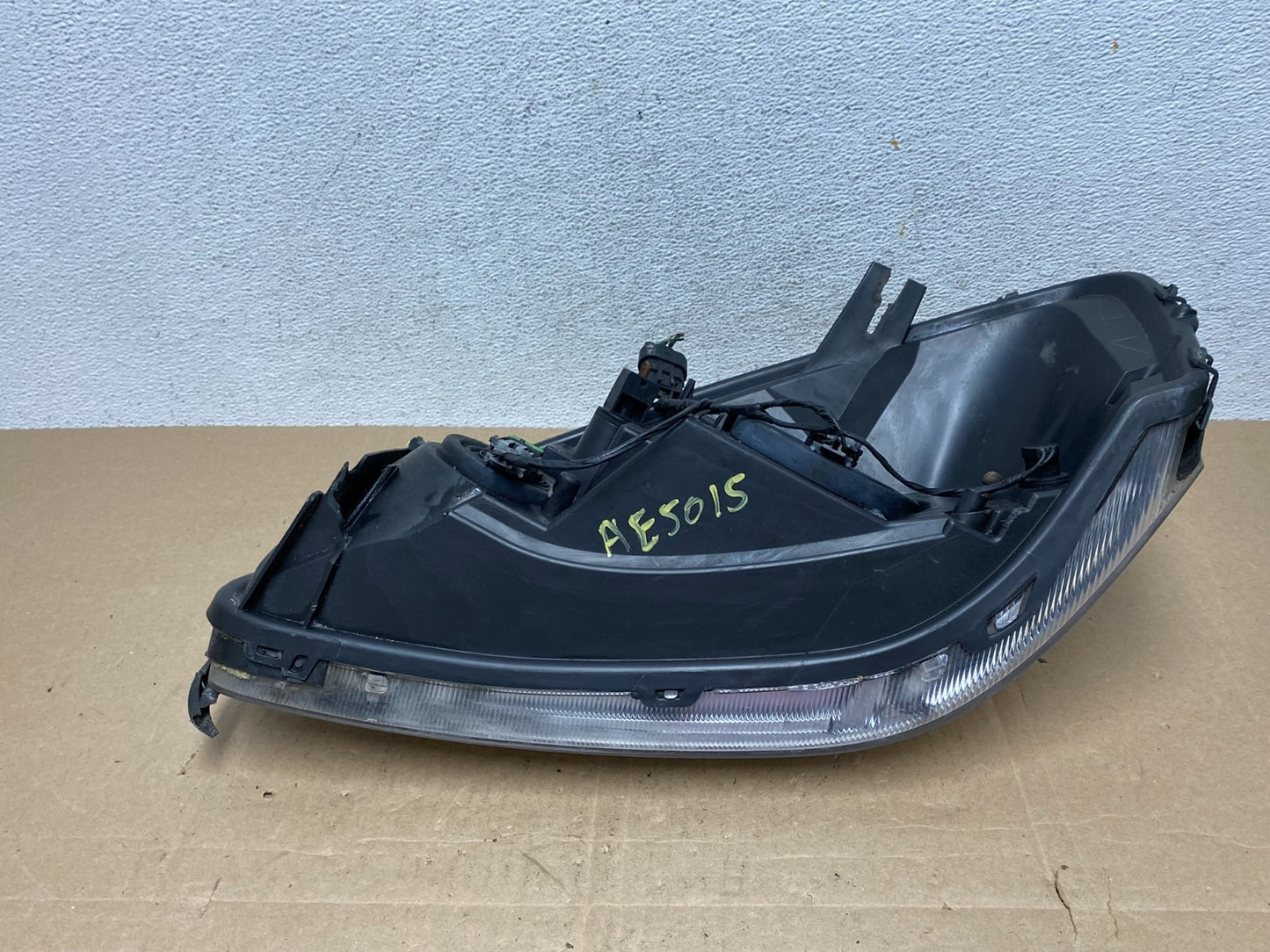 2005 - 2009 Pontiac Montana / Uplander Right Passenger Headlight AE5015 DW9