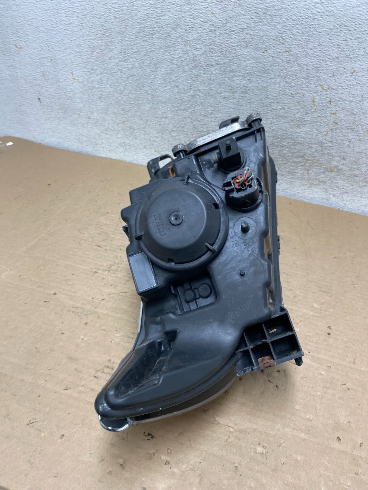 2011 to 2014 Ford Edge Front Left Driver Side Headlight Xenon AI0953 DW10