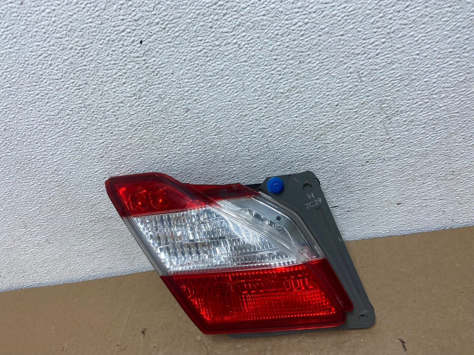 2011 2012 2013 Infiniti M37 M56 Left Driver LH Inner Tail Light AC5943 LK1