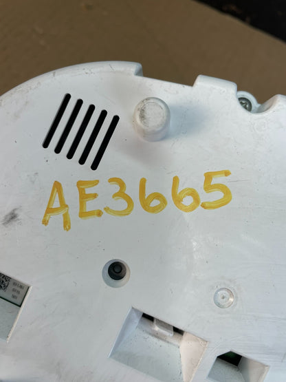 2012 Jeep Grand Cherokee 5.7L Speedometer Gauge Cluster ae3665 DG6