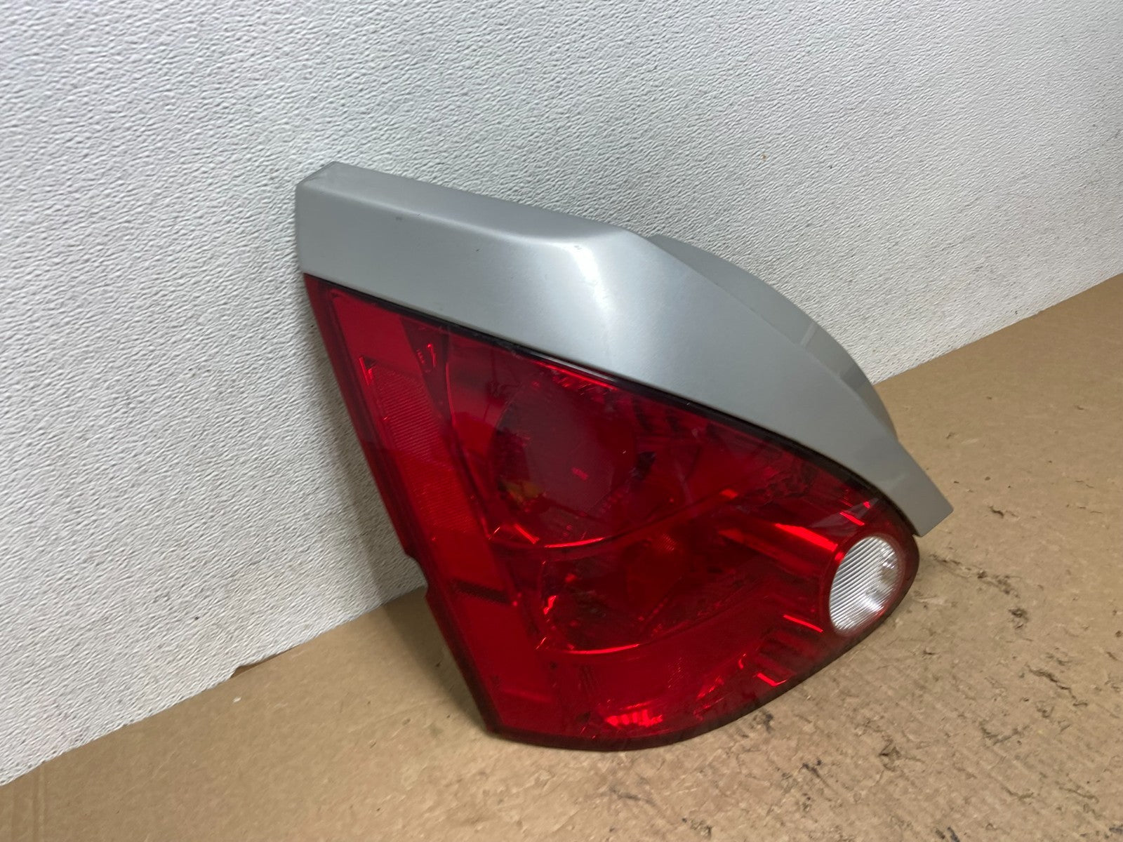 2004 2005 2006 2007 2008 Nissan Maxima Left Driver Lh Tail Light AF8406 DW2