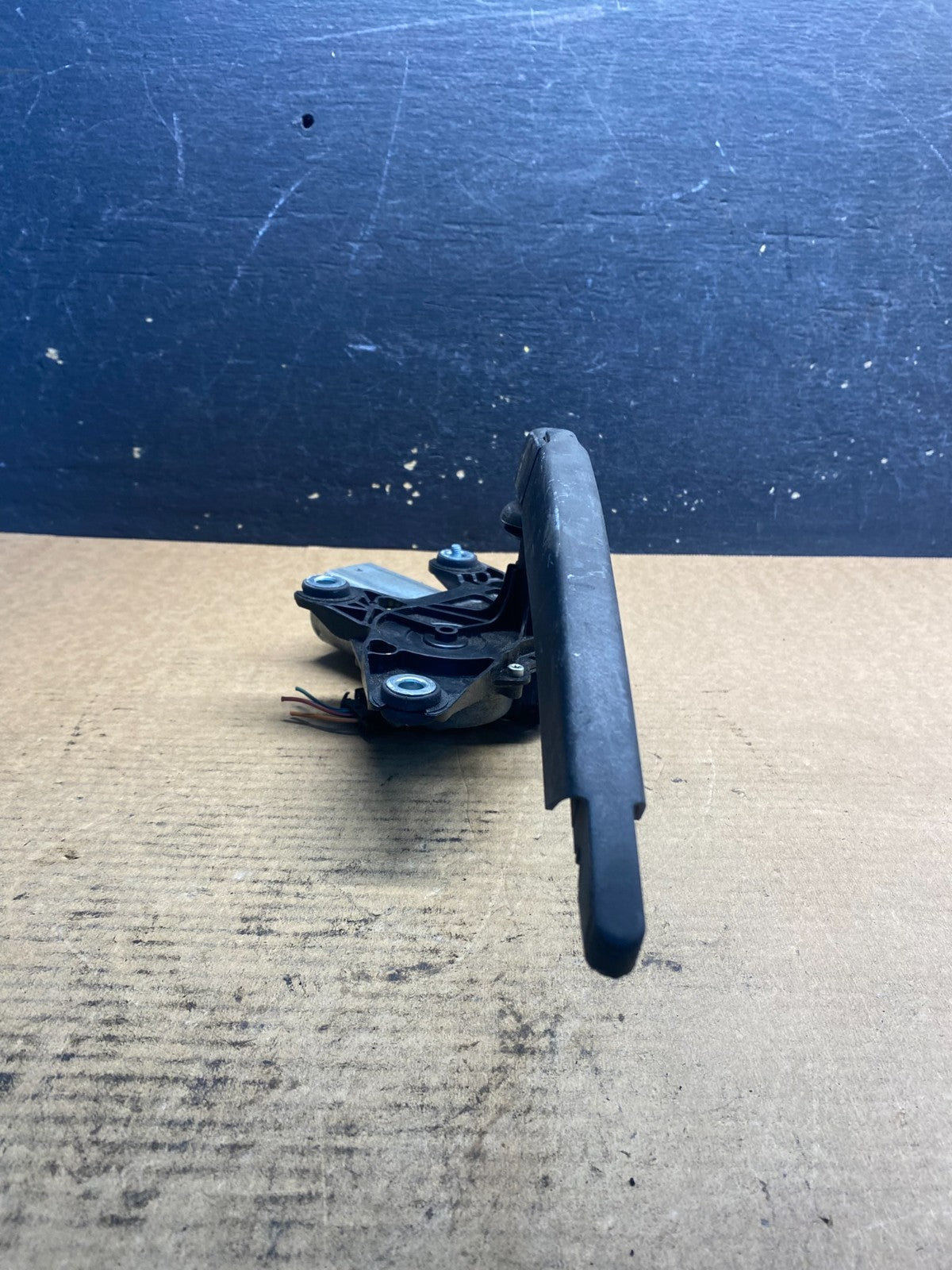 2013 - 2022 Chevrolet Trax Rear Wiper Motor AA09482
