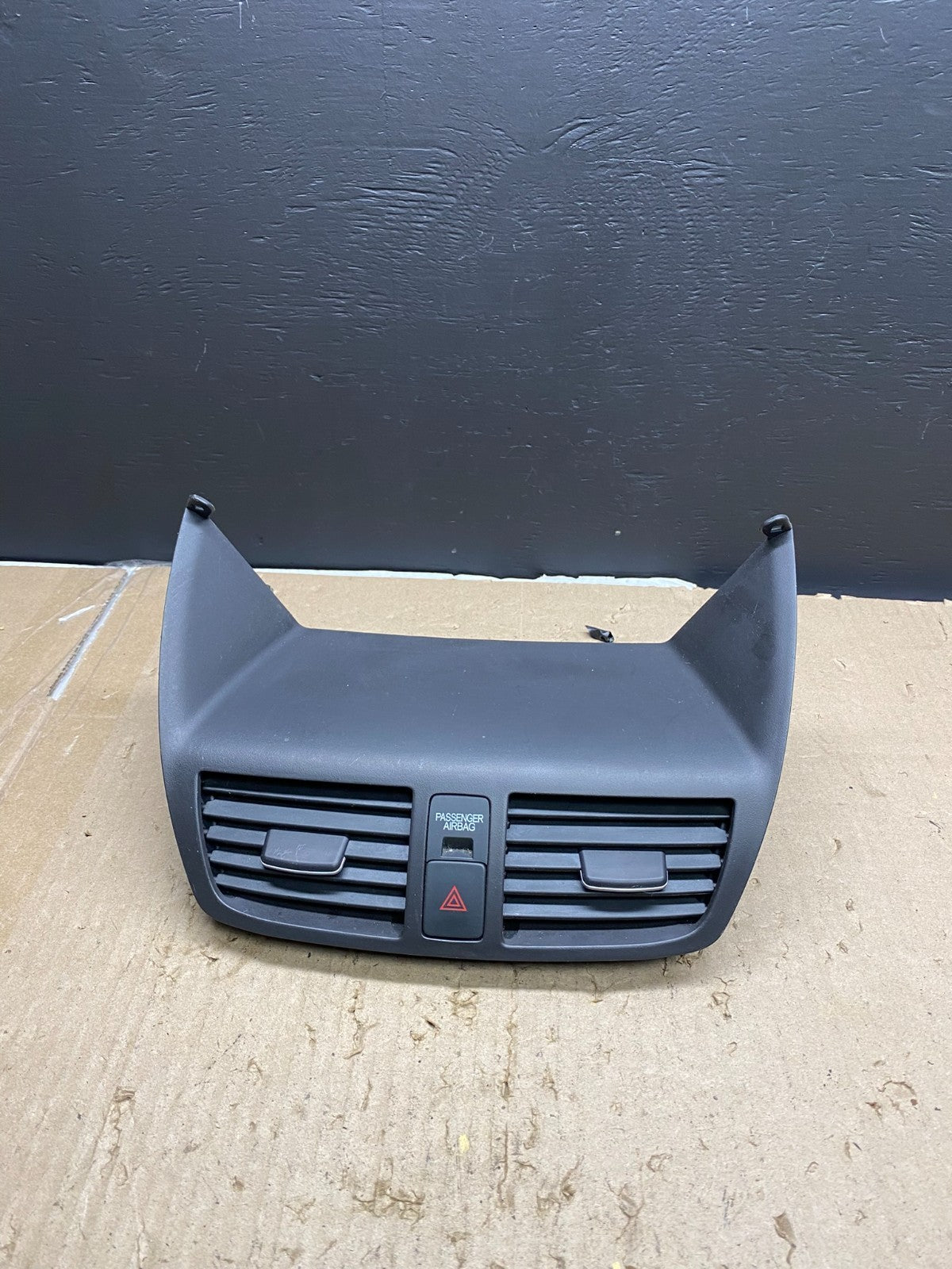 2007 2008 2009 Acura Mdx Center Console Upper Air Vent Hazard Trim OEM AB5645 DG0