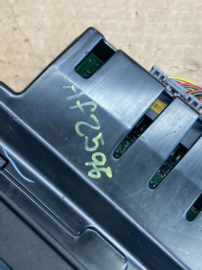 2003 to 2006 Lincoln Town Car Climate Control Panel af2596 DG6