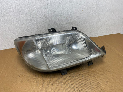 2005 to 2006 Mercedes Sprinter Right Passenger Headlight Halogen AE1607 DG0