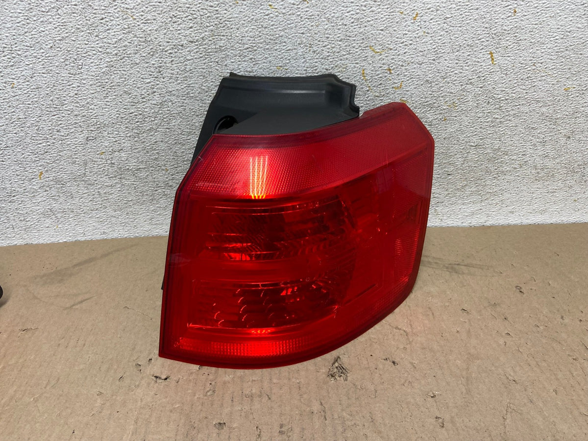2010 to 2017 GMC Terrain Halogen Right Passenger Rh Side Tail Light AH6937 LK0