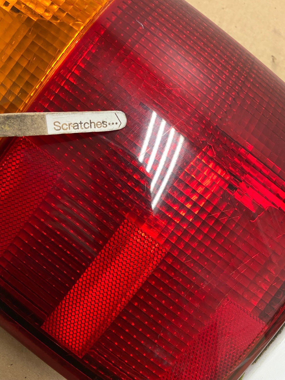 2002 to 2009 Gmc Envoy Left Driver Lh Side Tail Light AG4160 LK3
